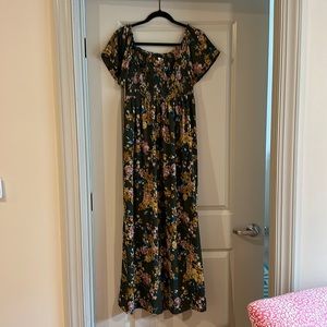 Floral maxi dress - medium